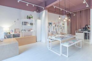 tienda entropia barcelona interiorismo nogales interiores