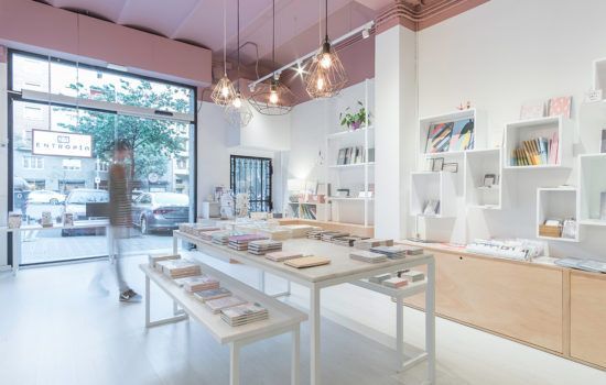 tienda entropia barcelona interiorismo nogales interiores